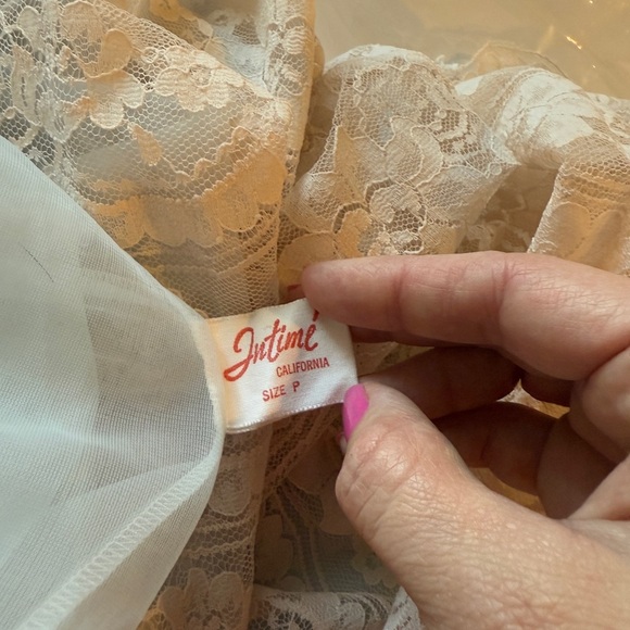 Intime of California Vintage Lace Chiffon Long Peignoir Robe Nightgown Small - Picture 12 of 13
